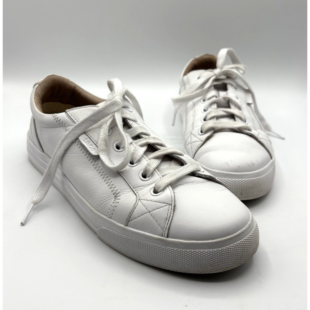 TAOS Plim Soul Lux Sneakers Women's Size 8 W
White Leather Lace Up Shoe
